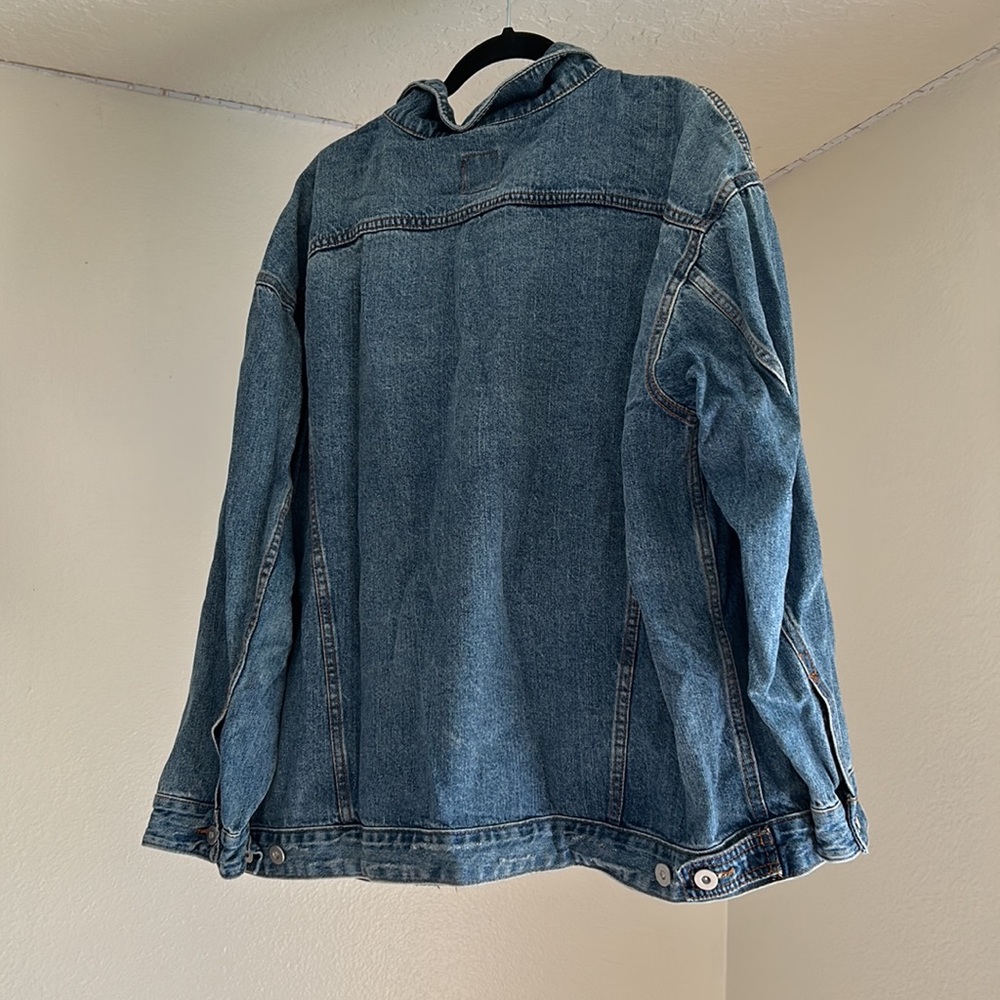 Jean jacket - Picture 2 of 4
